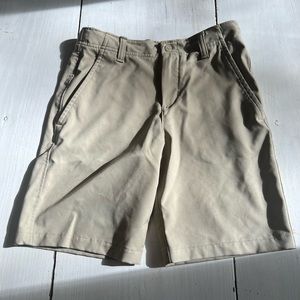 Under Armour boy’s golf shorts- excellent condition!